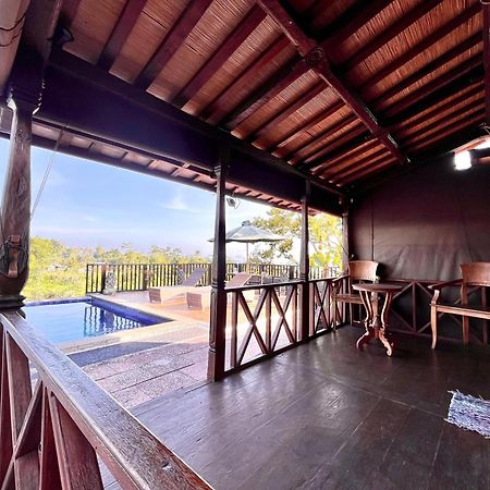 Puri Karang Besakih Hotell Menanga Exteriör bild