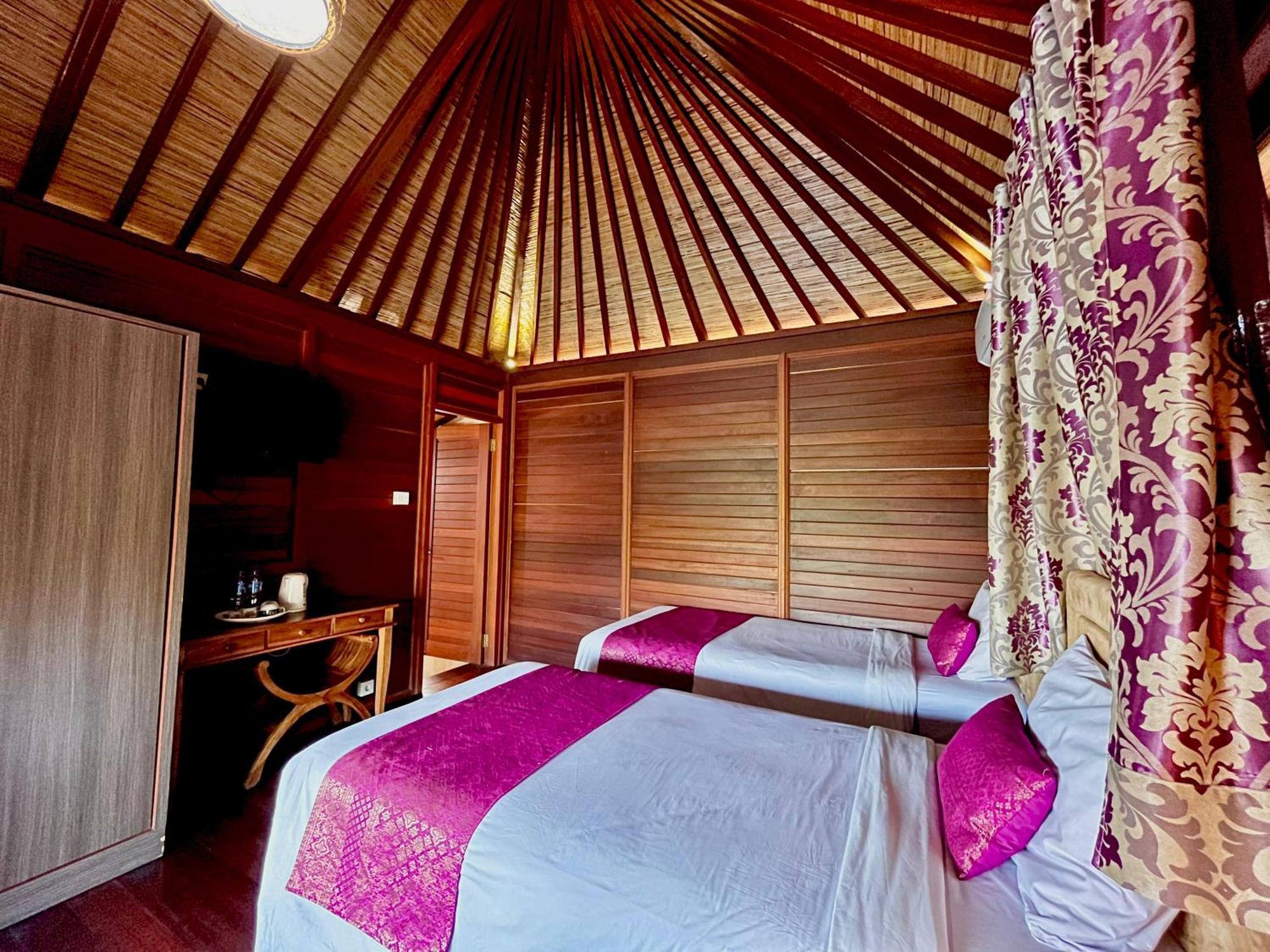 Puri Karang Besakih Hotell Menanga Exteriör bild